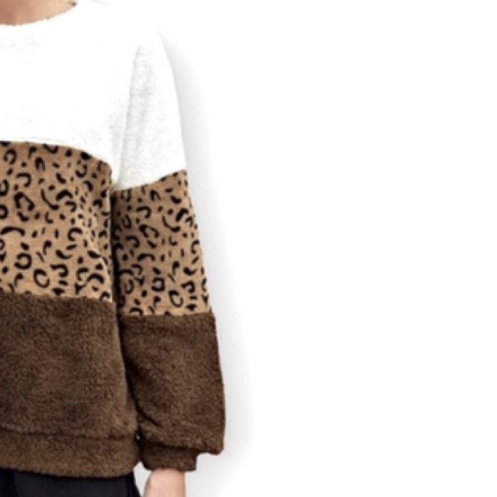 Teddy Color Block Leopard Print Sweater Top - Picture 8 of 9